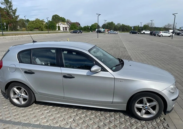 BMW Seria 1 cena 17900 przebieg: 197000, rok produkcji 2005 z Wąchock małe 191